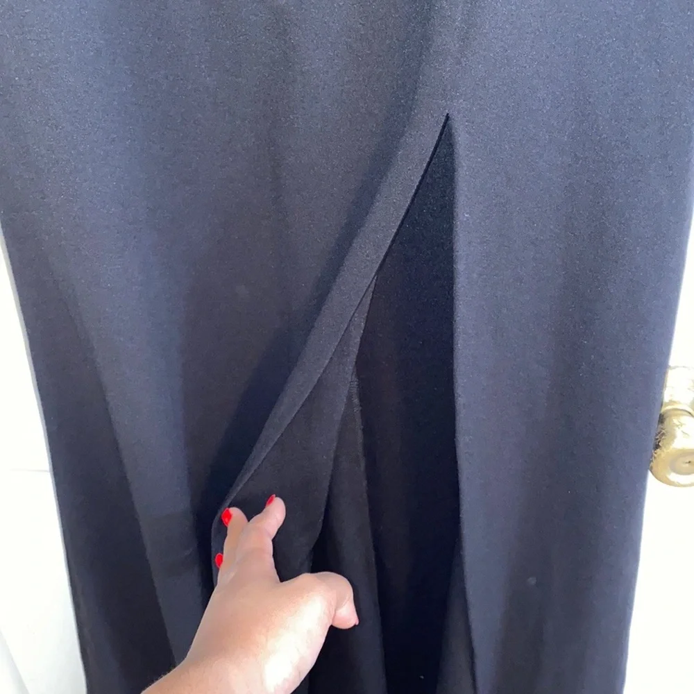 OFF THE SHOULDER WINDSOR DRESS - Picture 8 of 12